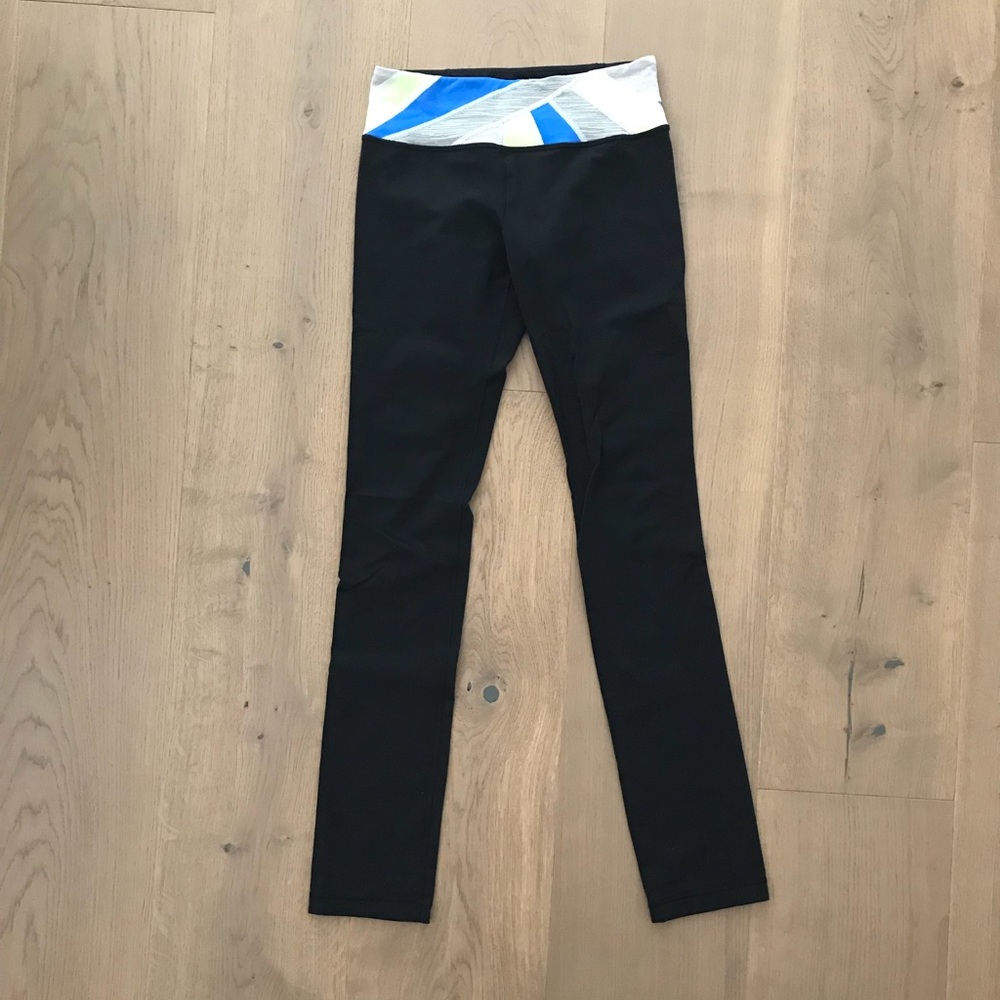 Lululemon Pants. Size 6. Straight/skinny fit.